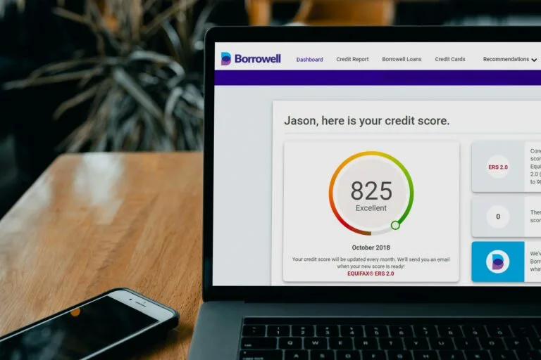 direct lender loans for bad credit with credit score of 825 displayed on computer screen